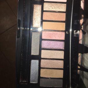Lancôme and huda beauty pallet